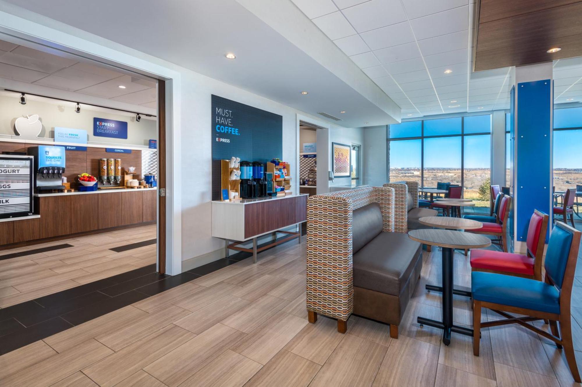 Holiday Inn Express & Suites - Colorado Springs South I-25 By Ihg Exterior foto